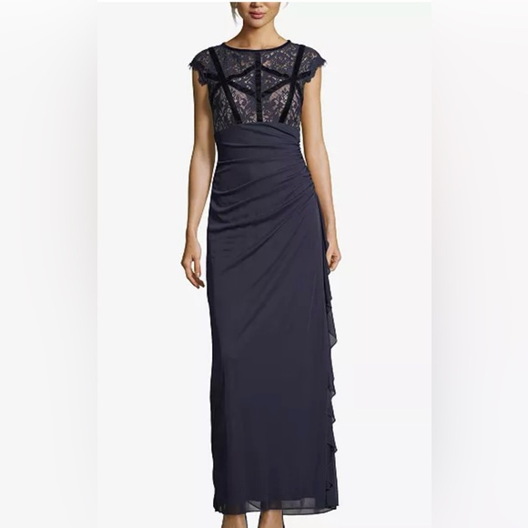 Betsy & Adam petite ruched lace-bodice gown in navy blue Size 2P